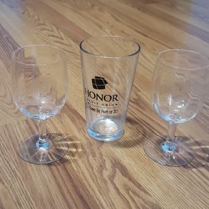 3 glass cup lot set NWOT The Buffalo club Honor